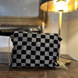Tracollina Checkered Glow